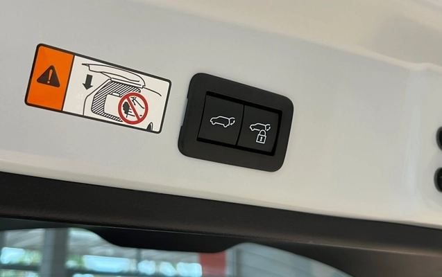 imagem-https://www.socarrao.com.br/sc-vehicle-images-prod/4283658/1791481742850-674aa9e785af4adc93cad35144a7777d_1791234017861.jpg