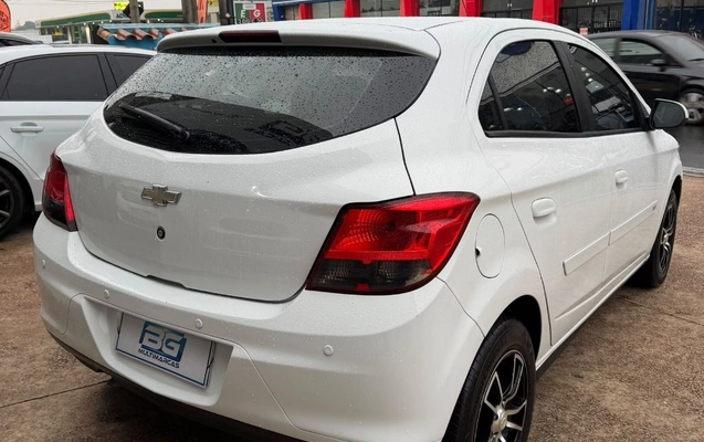 imagem-https://www.socarrao.com.br/sc-vehicle-images-prod/4284004/1791234995544-gb-98c965b.jpeg