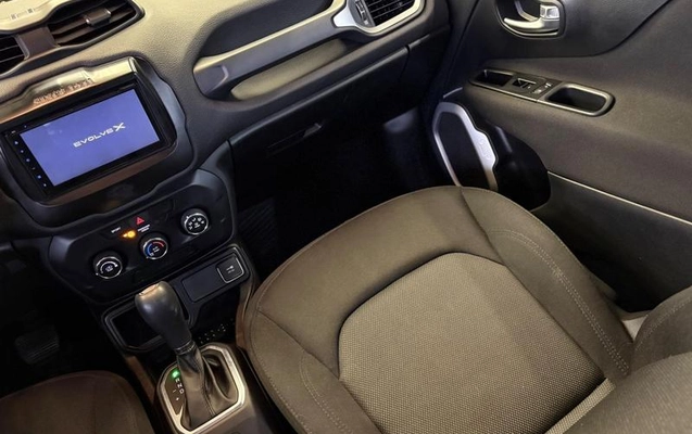 imagem-https://www.socarrao.com.br/sc-vehicle-images-prod/4284006/1791555372342-8545829_11_B_2e9cddd460.jpeg