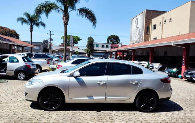imagem-https://www.socarrao.com.br/sc-vehicle-images-prod/4284158/1791466995358-8545660_13_B_7c6a17675e.jpeg