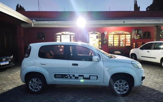 imagem-https://www.socarrao.com.br/sc-vehicle-images-prod/4284245/1791993309854-8545615_9_B_83df776c3d.jpeg