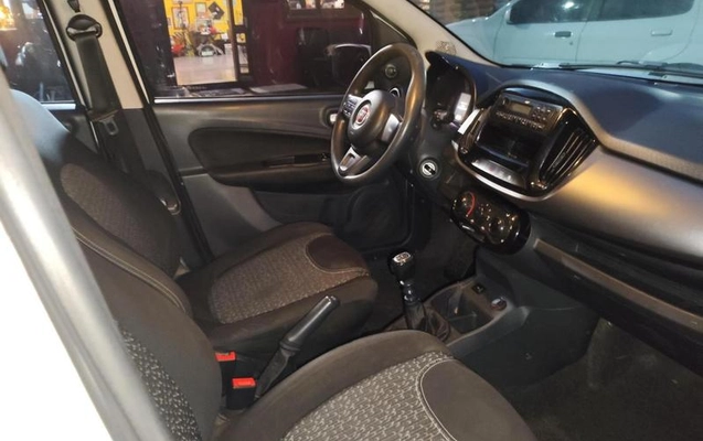 imagem-https://www.socarrao.com.br/sc-vehicle-images-prod/4284245/1791993309865-8545615_5_B_86cee7f497.jpeg