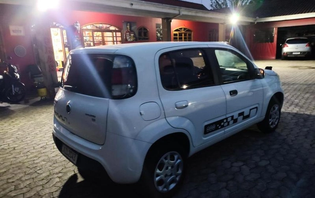 imagem-https://www.socarrao.com.br/sc-vehicle-images-prod/4284245/1791993309875-8545615_8_B_a76ccd5d3d.jpeg