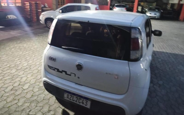 imagem-https://www.socarrao.com.br/sc-vehicle-images-prod/4284245/1791993309880-8545615_7_B_c1888d6ee9.jpeg