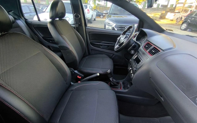 imagem-https://www.socarrao.com.br/sc-vehicle-images-prod/4284351/1791236713880-SU1HXzIwMjUxMTI3XzE4MDMyNiAoQ29weSkuanBn.jpg