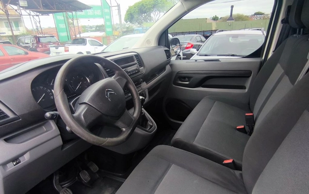 imagem-https://www.socarrao.com.br/sc-vehicle-images-prod/4284370/1791237235743-SU1HXzIwMjYxMDA1XzE2MTU0NiAoQ29weSkuanBn.jpg