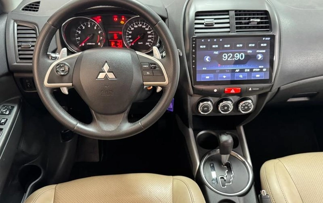 imagem-https://www.socarrao.com.br/sc-vehicle-images-prod/4284406/1791296137426-8538563_14_B_e1957f4e70.jpeg