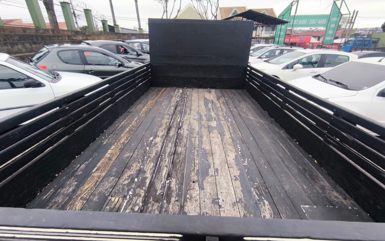 imagem-https://www.socarrao.com.br/sc-vehicle-images-prod/4284435/1791237160086-SU1HXzIwMjYxMDA1XzE3MTY0OSAoQ29weSkuanBn.jpg