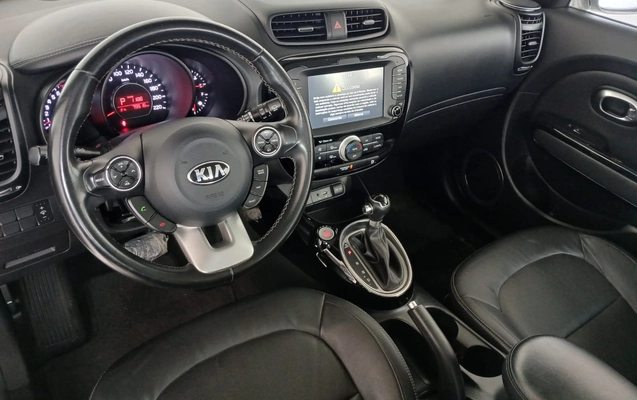 imagem-https://www.socarrao.com.br/sc-vehicle-images-prod/4284443/1791237421421-003_bf8df570499438e48501dc809f0d5d62.jpg