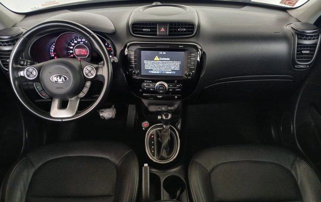 imagem-https://www.socarrao.com.br/sc-vehicle-images-prod/4284443/1791237421428-003_326433d3e9392bd58c656173be58c414.jpg