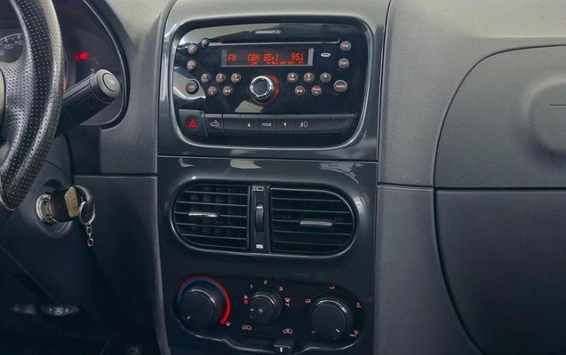 imagem-https://www.socarrao.com.br/sc-vehicle-images-prod/4284678/1791239662526-8520380_11_B_fd60f1668e.jpeg
