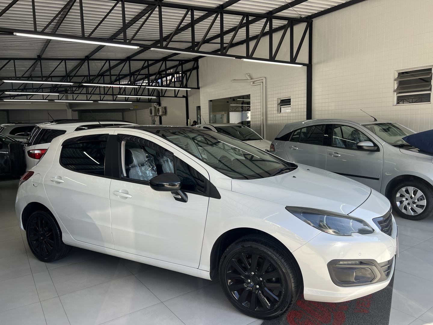 imagem-https://www.socarrao.com.br/sc-vehicle-images-prod/42847/1769988772124-6921453OR_1757966404_3_390.jpg