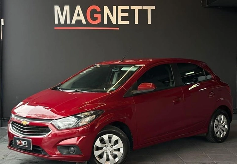 Chevrolet Onix 2019 Vermelho — foto 1 de 3