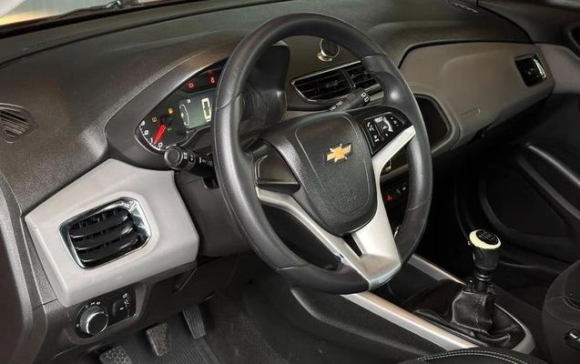 imagem-https://www.socarrao.com.br/sc-vehicle-images-prod/4284884/1791241694027-8481260_6_B_1946b46877.jpeg