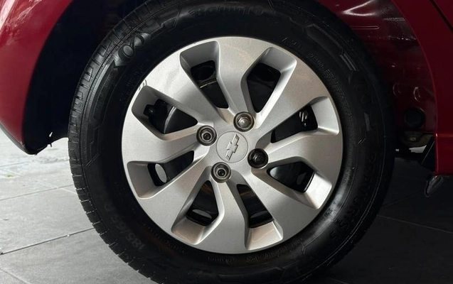 imagem-https://www.socarrao.com.br/sc-vehicle-images-prod/4284884/1791241694044-8481260_4_B_d464014652.jpeg