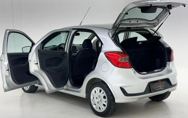 imagem-https://www.socarrao.com.br/sc-vehicle-images-prod/4285194/1791813533833-8519445_7_B_af03bd7aae.jpeg