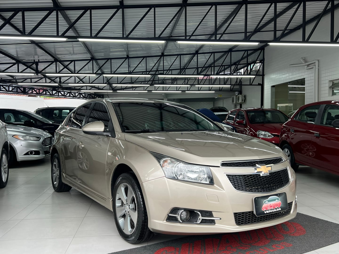 Chevrolet Cruze 2014 Bege — foto 1 de 3