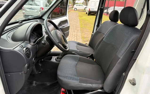 imagem-https://www.socarrao.com.br/sc-vehicle-images-prod/4285253/1791245367458-V2hhdHNBcHAgSW1hZ2UgMjAyNi0xMC0wMiBhdCAxOS40My4wNiAoMSkuanBlZw.jpeg