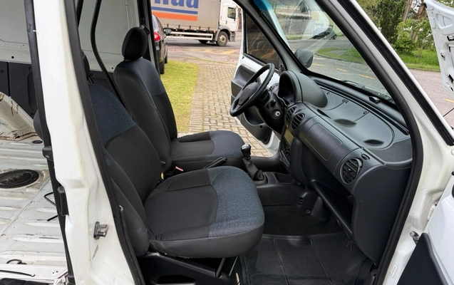 imagem-https://www.socarrao.com.br/sc-vehicle-images-prod/4285253/1791245367922-V2hhdHNBcHAgSW1hZ2UgMjAyNi0xMC0wMiBhdCAxOS40My4wNy5qcGVn.jpeg
