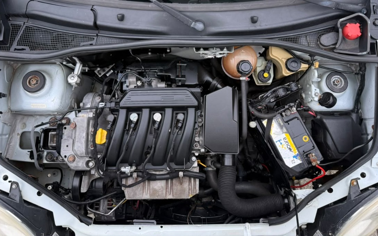 imagem-https://www.socarrao.com.br/sc-vehicle-images-prod/4285253/1791245367973-V2hhdHNBcHAgSW1hZ2UgMjAyNi0xMC0wMiBhdCAxOS40My4wOCAoMSkuanBlZw.jpeg
