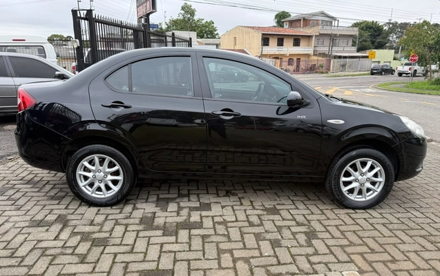 imagem-https://www.socarrao.com.br/sc-vehicle-images-prod/4285448/1791247279563-V2hhdHNBcHAgSW1hZ2UgMjAyNi0xMC0wMiBhdCAxOS40MC41NCAoMSkuanBlZw.jpeg