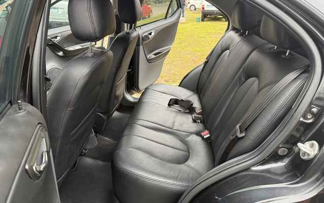 imagem-https://www.socarrao.com.br/sc-vehicle-images-prod/4285448/1791247279713-V2hhdHNBcHAgSW1hZ2UgMjAyNi0xMC0wMiBhdCAxOS40MC41NSAoMSkuanBlZw.jpeg
