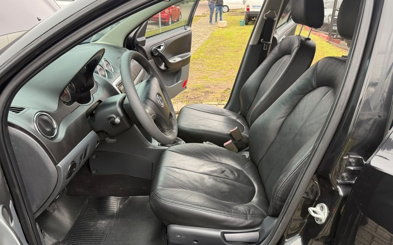 imagem-https://www.socarrao.com.br/sc-vehicle-images-prod/4285448/1791247279857-V2hhdHNBcHAgSW1hZ2UgMjAyNi0xMC0wMiBhdCAxOS40MC41NS5qcGVn.jpeg