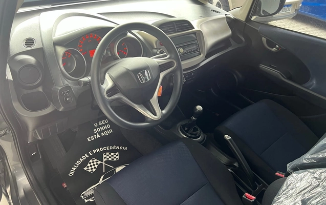 imagem-https://www.socarrao.com.br/sc-vehicle-images-prod/42855/1769988773973-6994112OR_1760961813_31_500.jpg