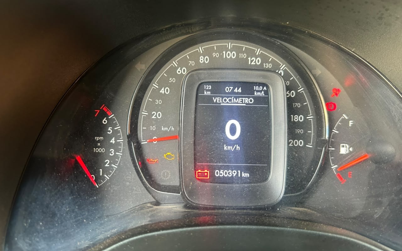 imagem-https://www.socarrao.com.br/sc-vehicle-images-prod/4285880/1791251606305-V2hhdHNBcHAgSW1hZ2UgMjAyNi0wOS0yOSBhdCAxOC41OS4xOC5qcGVn.jpeg