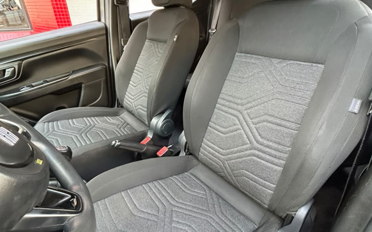 imagem-https://www.socarrao.com.br/sc-vehicle-images-prod/4285880/1791251606834-V2hhdHNBcHAgSW1hZ2UgMjAyNi0wOS0yOSBhdCAxOC41OS4yMS5qcGVn.jpeg