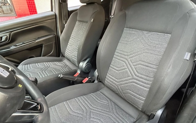 imagem-https://www.socarrao.com.br/sc-vehicle-images-prod/4285880/1791251606834-V2hhdHNBcHAgSW1hZ2UgMjAyNi0wOS0yOSBhdCAxOC41OS4yMS5qcGVn.jpeg