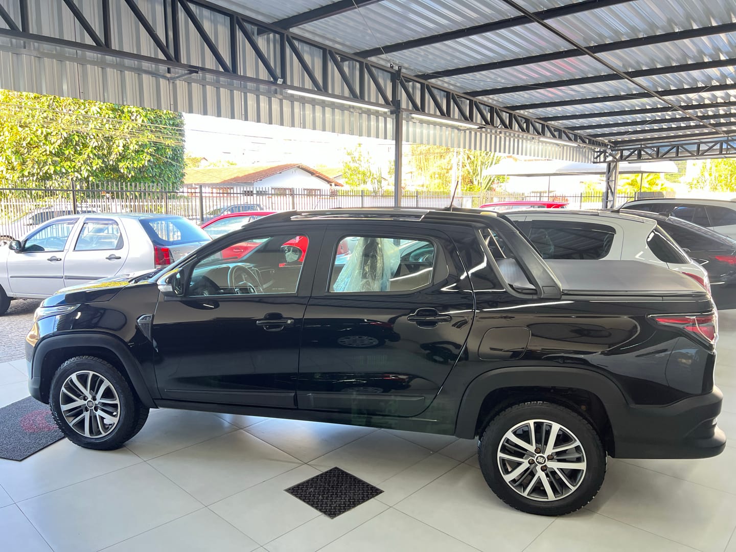 imagem-https://www.socarrao.com.br/sc-vehicle-images-prod/42860/1769988774993-7010444OR_1761565614_30_870.jpg