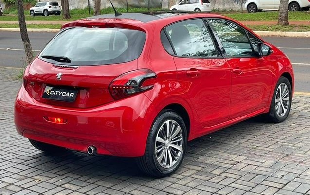 imagem-https://www.socarrao.com.br/sc-vehicle-images-prod/4286300/1791649323348-8480933_15_B_71444a852a.jpeg