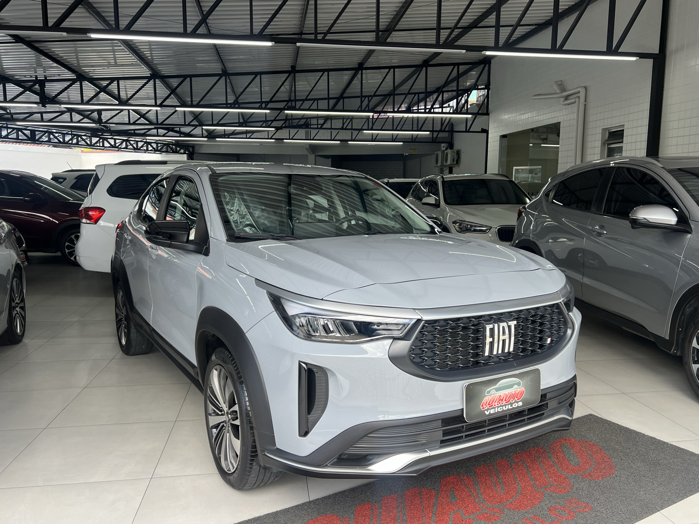 Fiat Fastback 2025 Cinza — foto 1 de 3