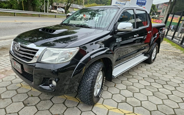 imagem-https://www.socarrao.com.br/sc-vehicle-images-prod/4289284/1791286460202-SU1HLTIwMjYxMDA2LVdBMDAwNi5qcGc.jpg