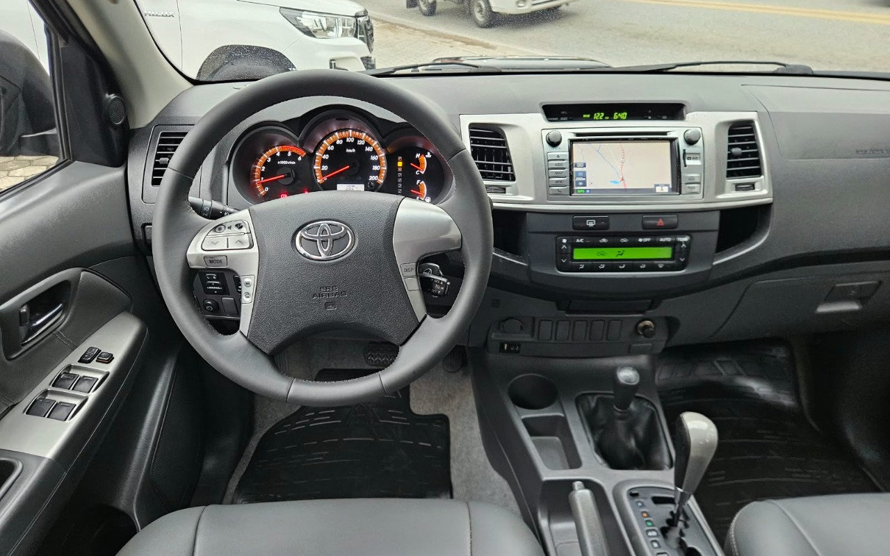imagem-https://www.socarrao.com.br/sc-vehicle-images-prod/4289284/1791286460846-SU1HLTIwMjYxMDA2LVdBMDAxMC5qcGc.jpg