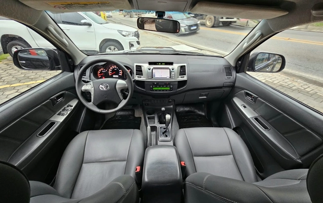 imagem-https://www.socarrao.com.br/sc-vehicle-images-prod/4289284/1791286461033-SU1HLTIwMjYxMDA2LVdBMDAwNC5qcGc.jpg