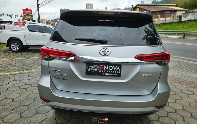 imagem-https://www.socarrao.com.br/sc-vehicle-images-prod/4289289/1791286636810-SU1HLTIwMjYxMDA2LVdBMDAyMy5qcGc.jpg