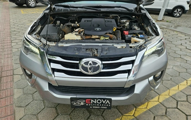 imagem-https://www.socarrao.com.br/sc-vehicle-images-prod/4289289/1791286636870-SU1HLTIwMjYxMDA2LVdBMDAyNC5qcGc.jpg