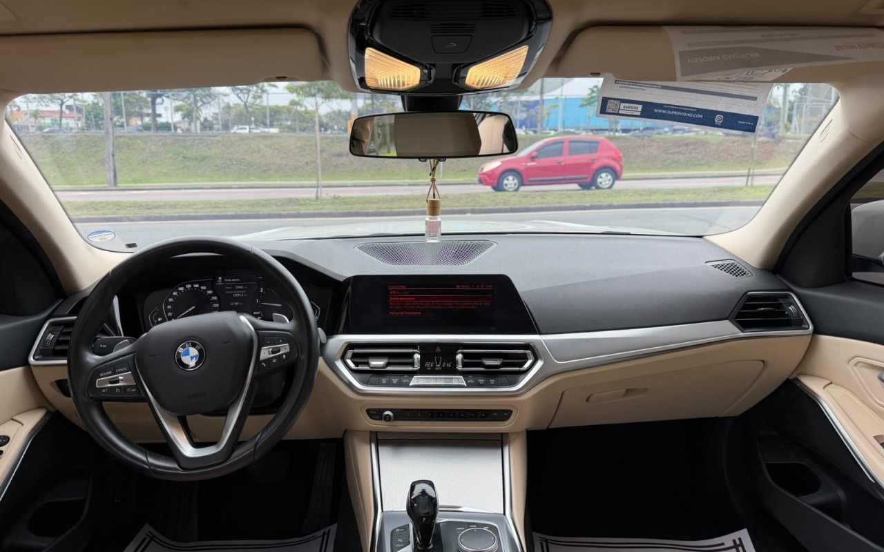 imagem-https://www.socarrao.com.br/sc-vehicle-images-prod/4289295/1791286915336-N2VlMTgwMjctODc0NS00MjM0LWE3MmQtNmVmM2UwYTQyNTJkLmpwZWc.jpeg