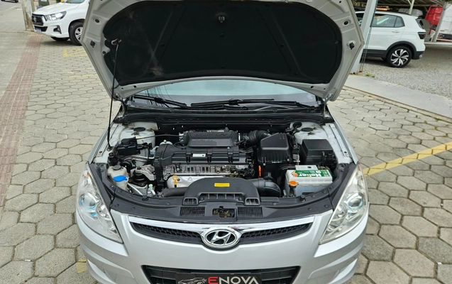 imagem-https://www.socarrao.com.br/sc-vehicle-images-prod/4289298/1791287024428-SU1HLTIwMjYxMDA2LVdBMDA1NC5qcGc.jpg