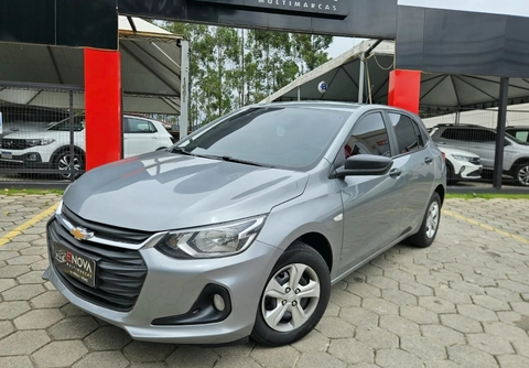 Chevrolet Onix 2024 Cinza — foto 1 de 3