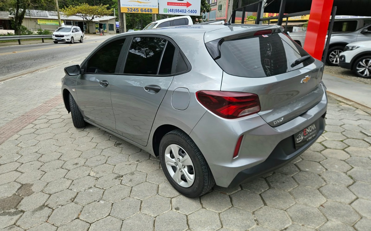 imagem-https://www.socarrao.com.br/sc-vehicle-images-prod/4289305/1791287394931-SU1HLTIwMjYxMDA2LVdBMDA2OS5qcGc.jpg