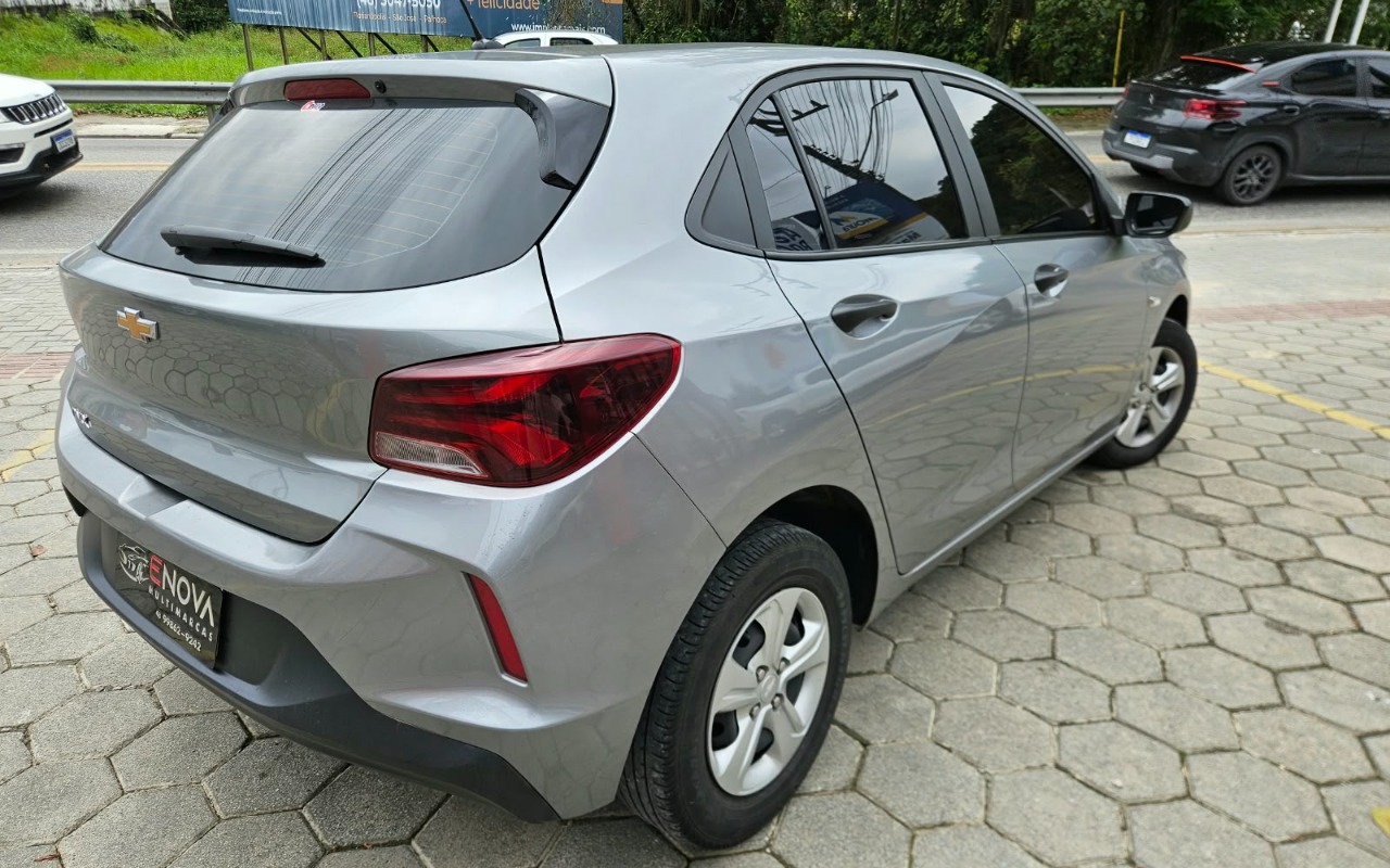 imagem-https://www.socarrao.com.br/sc-vehicle-images-prod/4289305/1791287395002-SU1HLTIwMjYxMDA2LVdBMDA3MS5qcGc.jpg
