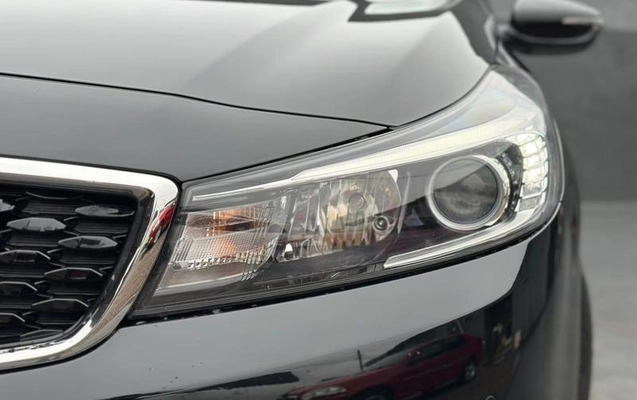 imagem-https://www.socarrao.com.br/sc-vehicle-images-prod/4289310/1791581944045-8484188_0_B_45e6a918f6.jpeg