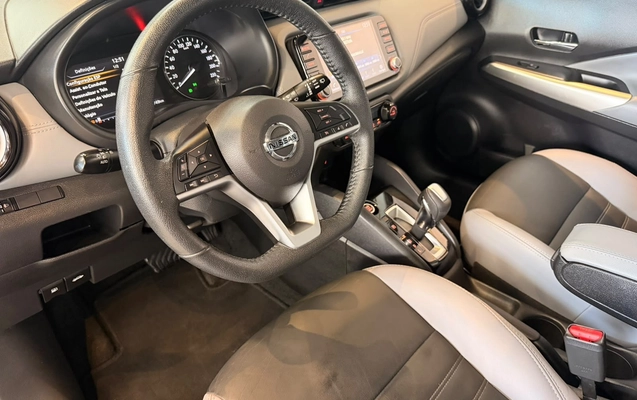 imagem-https://www.socarrao.com.br/sc-vehicle-images-prod/4289324/1791288291604-cab5a096d4ec497cbd25d5e936ea7c51_1791288235493.jpg