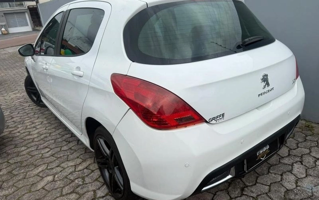 imagem-https://www.socarrao.com.br/sc-vehicle-images-prod/4289346/1791479094383-8529745_16_B_e2780b84a6.jpeg