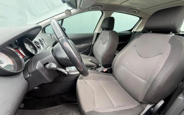 imagem-https://www.socarrao.com.br/sc-vehicle-images-prod/4289346/1791479094390-8529745_13_B_489b56493a.jpeg