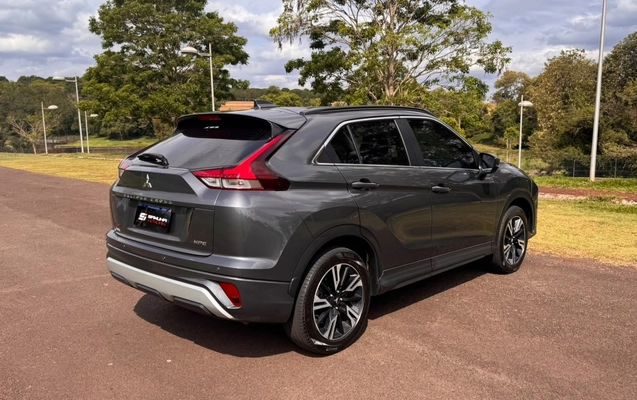 imagem-https://www.socarrao.com.br/sc-vehicle-images-prod/4289366/1791289455450-V2hhdHNBcHAgSW1hZ2UgMjAyNi0xMC0wMSBhdCAxMi4yOS4zNS5qcGVn.jpeg