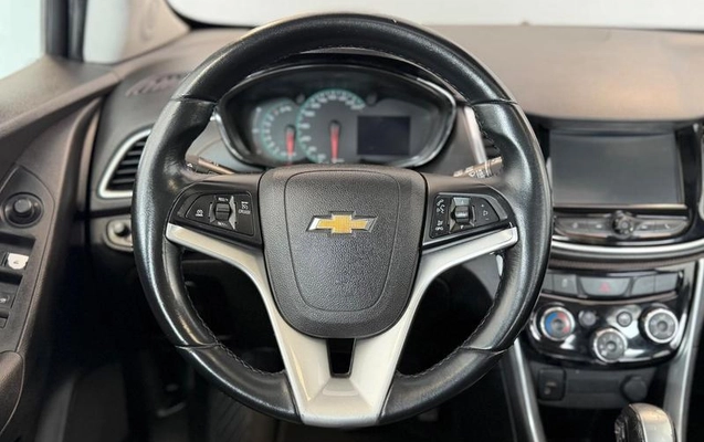imagem-https://www.socarrao.com.br/sc-vehicle-images-prod/4289386/1791290110229-8545678_15_B_0f801e86ea.jpeg